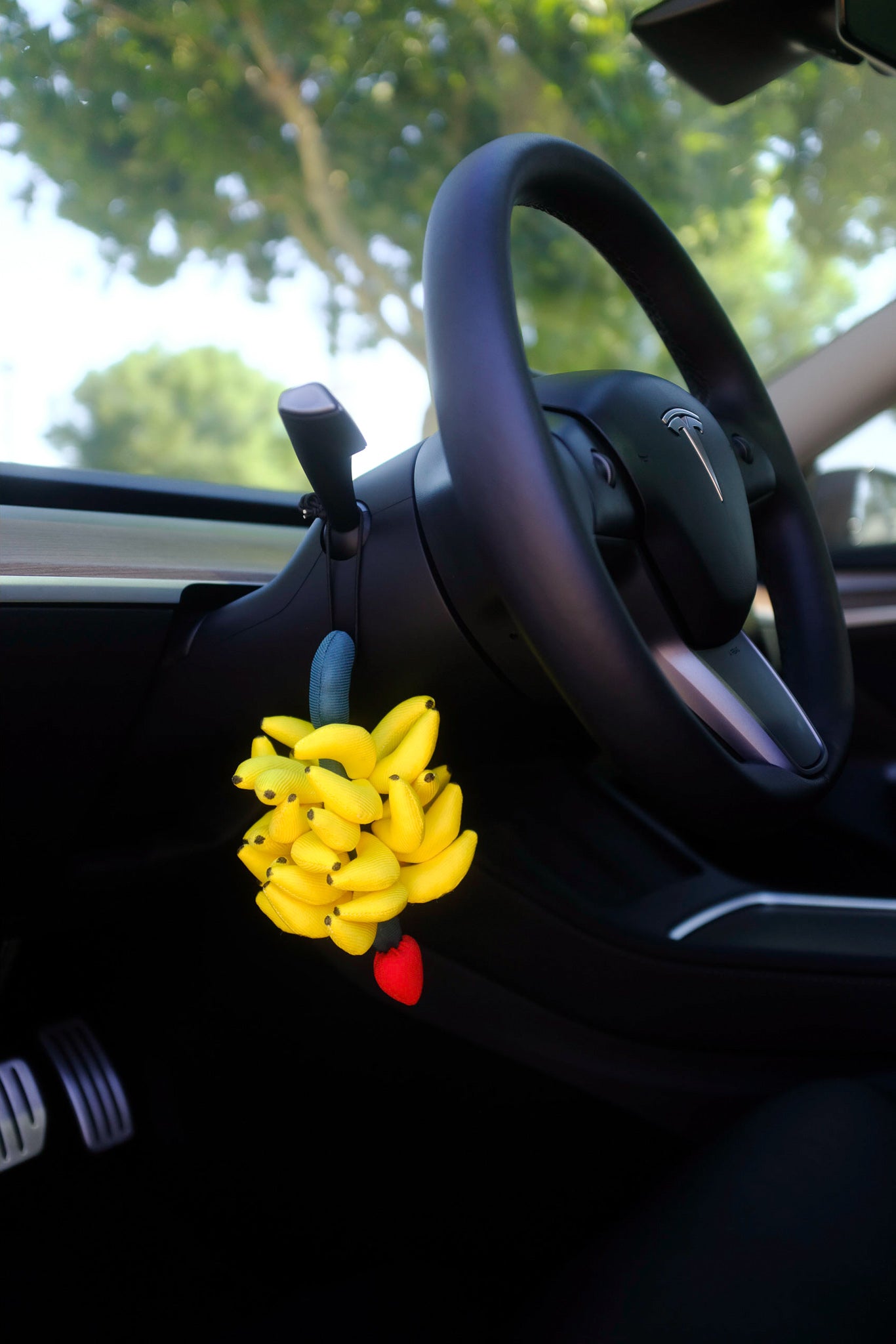 HappyBanana 🍌 Plush Car Charm